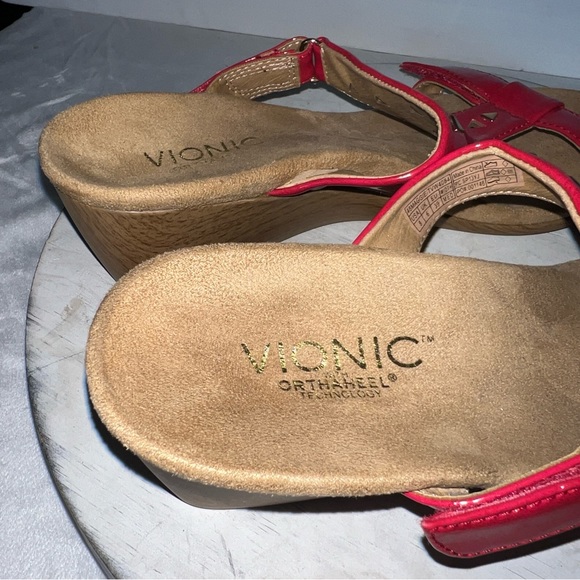 Vionic Orthaheel Maggie Wedge Sandals in Raspberry Red Patent Womens Size 8 - Picture 6 of 12